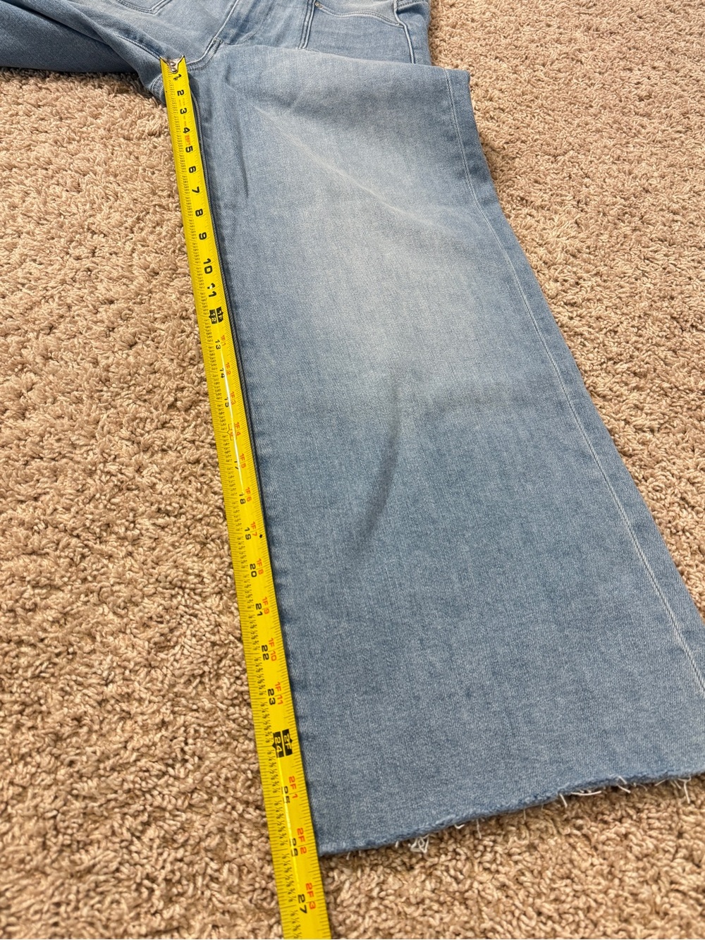 PAIGE Anessa Wide Leg Crop
Jeans | Raw Hem | Size 27 | NWT - Picture 16 of 16